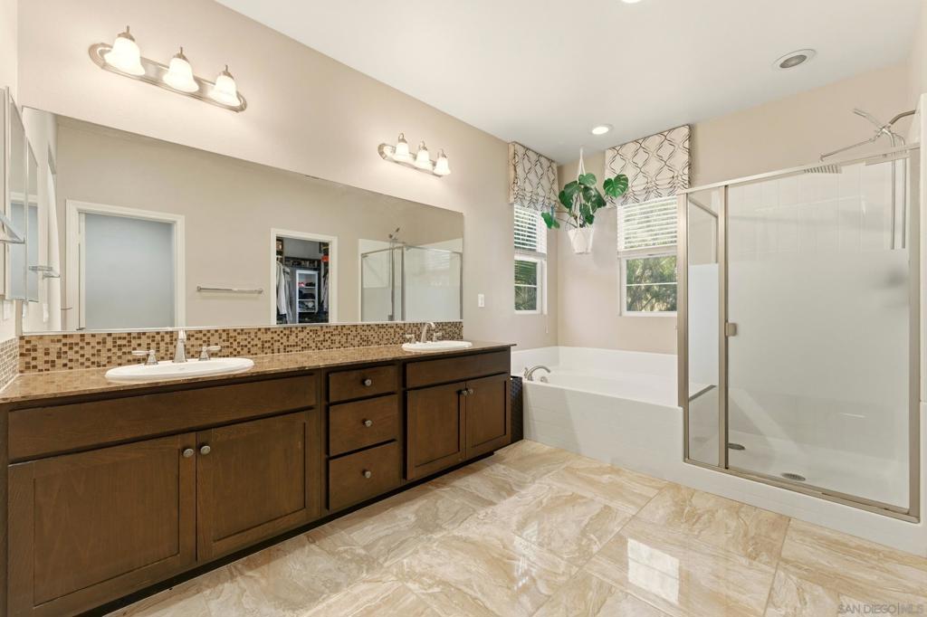 MLS #250045028SD image #20