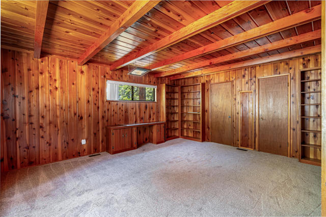 52551 Pine Ridge Road, Idyllwild CA: https://media.crmls.org/mediaz/2b0e8c17-a27c-4216-9f11-3f8a425a4956.jpg