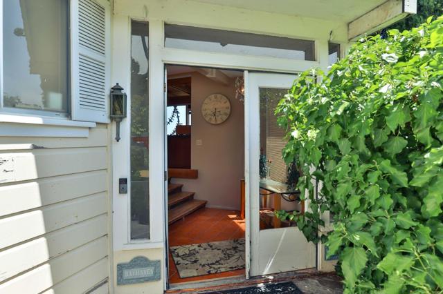 4980 Paradise Drive,  CA: https://media.crmls.org/mediaz/2b0fd3d1-e3b2-4e57-abf4-cdcb6ada42a2.jpg