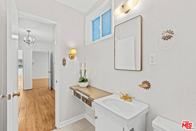 5733 Colfax Avenue, North Hollywood CA: https://media.crmls.org/mediaz/2b0feccc-6a95-48f3-a009-6d69f336a7a4.jpg