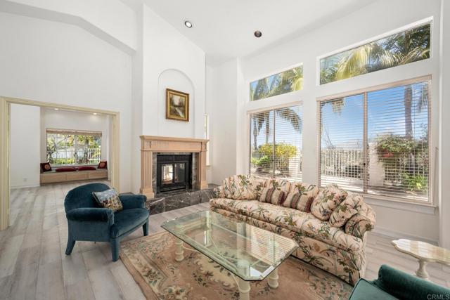 Detail Gallery Image 3 of 61 For 1367 Corona, Bonita,  CA 91902 - 4 Beds | 3/1 Baths