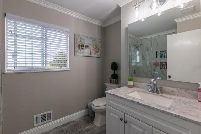 808 Saratoga Drive, Salinas CA: https://media.crmls.org/mediaz/2b1058dd-3fb2-4be2-bbb4-a6f563db3e1c.jpg