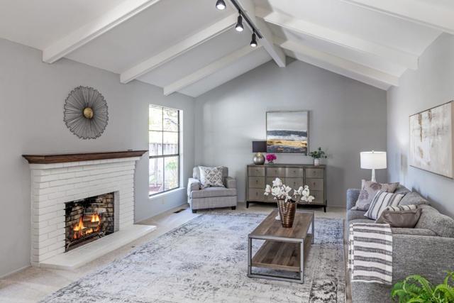 20412 CUNNINGHAM Place, Saratoga CA: https://media.crmls.org/mediaz/2b115394-c831-4002-842a-33e5b0b7fdfd.jpg
