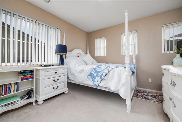 Image 26 of 43 For 34280 Lupine Court