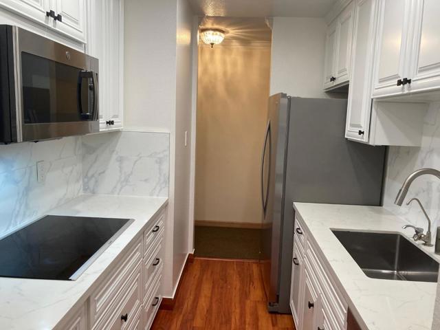 1344 Shelter Creek Lane, San Bruno CA: https://media.crmls.org/mediaz/2b134433-faae-4292-a781-25be813b7b94.jpg