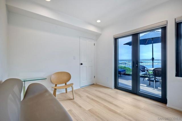 Image 7 of 22 For 747 Armada Ter