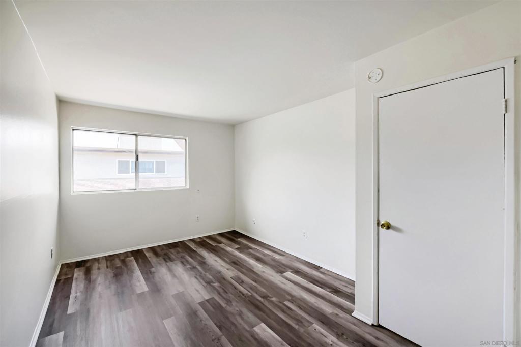 4454 Eastgate Mall - photo 12