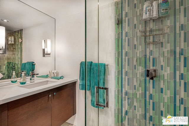 70120 Frank Sinatra Drive, Rancho Mirage CA: https://media.crmls.org/mediaz/2b146e60-a649-4904-8637-a6efbdffd38e.jpg