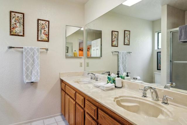 1366 E Verbena Drive, Palm Springs CA: https://media.crmls.org/mediaz/2b156904-fb7d-4ab1-8b4b-4adaf6bbde97.jpg