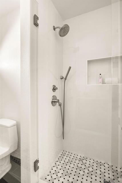 5838 Yokohama Ct, San Diego CA: https://media.crmls.org/mediaz/2b19478d-7129-4e90-8dea-4a5dde112854.jpg