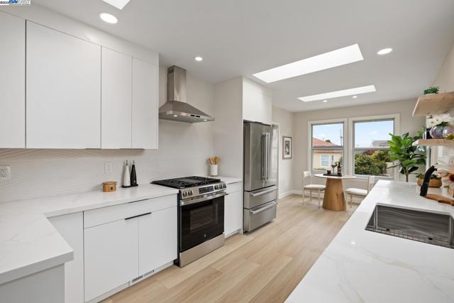 351 Elder Ave., Millbrae CA: https://media.crmls.org/mediaz/2b19eaea-8867-44f5-9c3d-acc9a8900b1a.jpg
