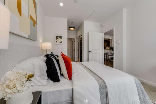 401 Crescent Court, San Francisco CA: https://media.crmls.org/mediaz/2b19eb4d-f2f5-4539-96b4-d64188f64888.jpg
