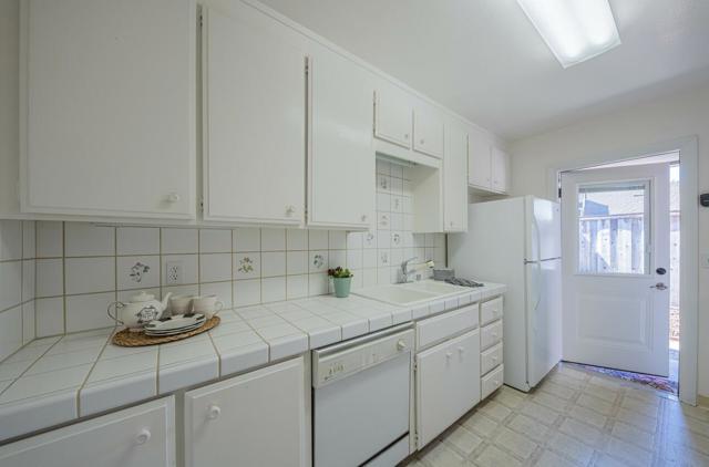 616 Sage Court, Pacific Grove CA: https://media.crmls.org/mediaz/2b1a0367-c893-45b1-821d-7dd73d7f1ce9.jpg