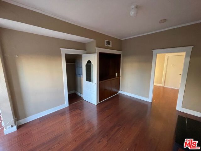 1185 N Normandie Avenue, Los Angeles CA: https://media.crmls.org/mediaz/2b1a0637-8731-4301-bfb3-acac877f38aa.jpg