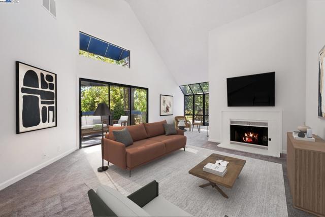 1089 Foxchase Dr, San Jose CA: https://media.crmls.org/mediaz/2b1ac00a-b4bd-4467-858c-feaa53d42b40.jpg