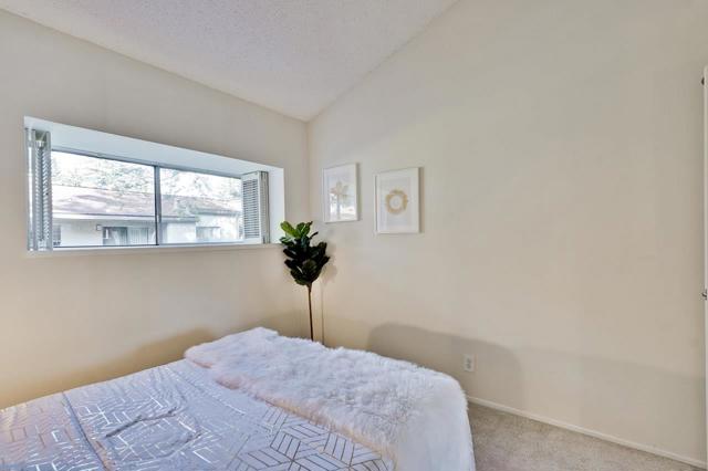 19423 Vineyard Lane, Saratoga CA: https://media.crmls.org/mediaz/2b1ad1dd-fffe-41b9-a2b1-58ec718f2978.jpg