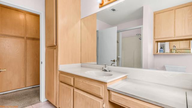 8796 Clubhouse Boulevard, Desert Hot Springs CA: https://media.crmls.org/mediaz/2b1adf76-208f-4d8f-b1cf-4821fd36a57d.jpg