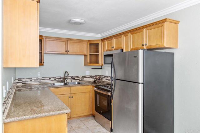 6602 Beadnell Way # 10, San Diego, California 92117, 2 Bedrooms Bedrooms, ,2 BathroomsBathrooms,Residential,For Sale,6602 Beadnell Way # 10,CRPTP2505325