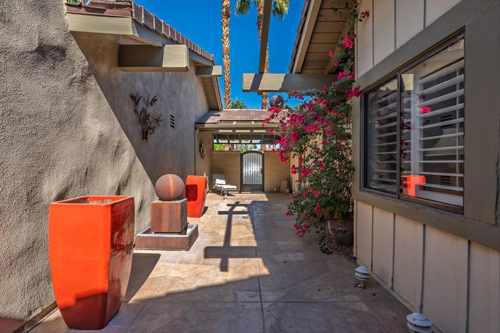 MLS #219138858DA image #9