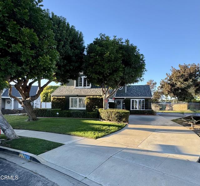 1731 Valencia Place, Oxnard CA: https://media.crmls.org/mediaz/2b1e4e7f-9c34-427b-a7db-cd41b830c987.jpg