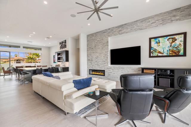 76305 Shoshone Drive, Indian Wells CA: https://media.crmls.org/mediaz/2b1e7951-7856-4e0a-ae50-0c30be7aa39f.jpg