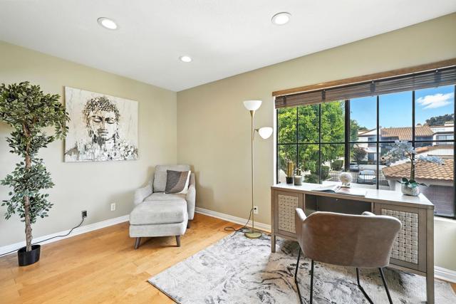 Detail Gallery Image 13 of 24 For 6984 Sandpiper Pl, Carlsbad,  CA 92009 - 2 Beds | 2 Baths