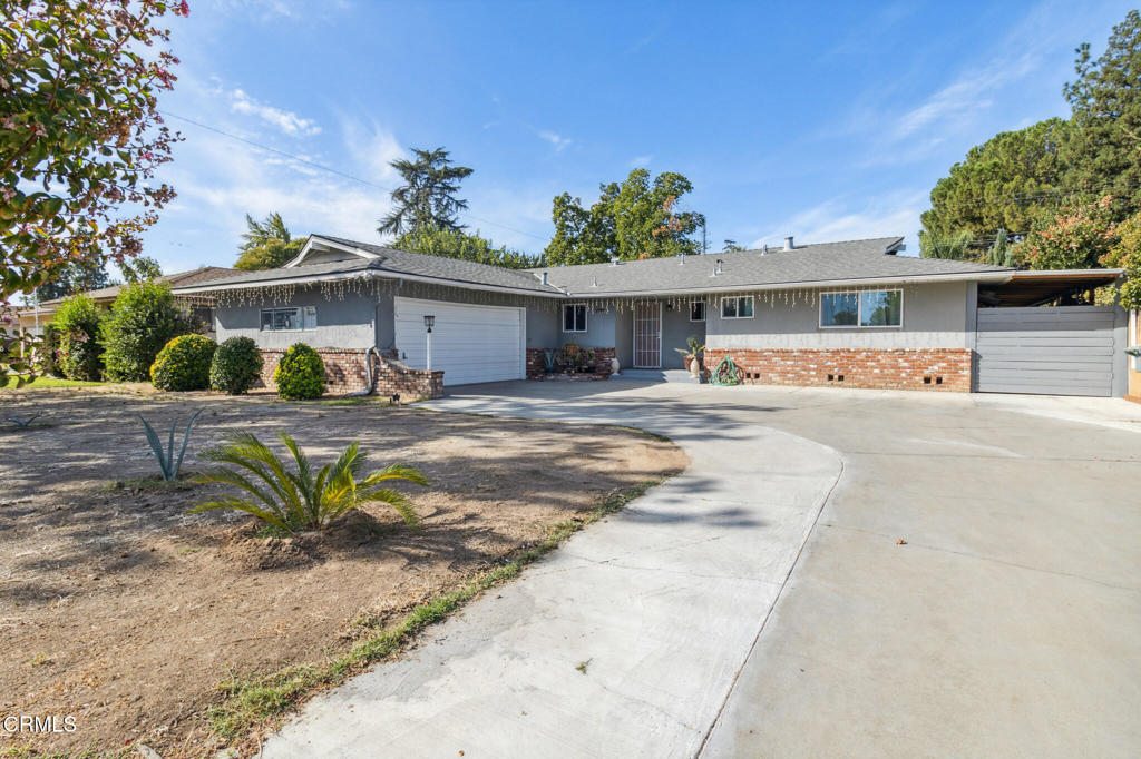 5549 N Del Mar Avenue