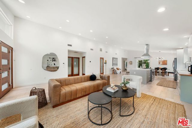 5627 Lemp Avenue, North Hollywood CA: https://media.crmls.org/mediaz/2b2051da-81fe-4668-b866-4787a52b4517.jpg
