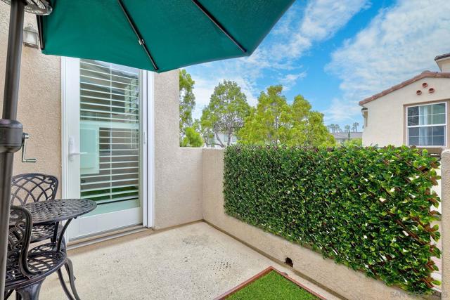 1297 Fools Gold, Chula Vista CA: https://media.crmls.org/mediaz/2b20633f-f5be-4c56-bed2-965948bd01a5.jpg