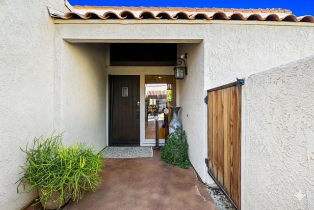 317 Forest Hills Drive, Rancho Mirage CA: https://media.crmls.org/mediaz/2b2088ff-7c3c-4cc9-9c99-ca538e9cff68.jpg