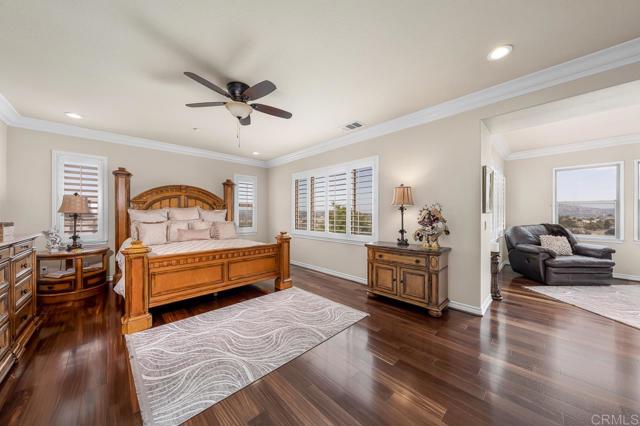 1863 Camino Mojave, Chula Vista CA: https://media.crmls.org/mediaz/2b20ffc0-335b-484d-b90e-f9a4fc5594b8.jpg