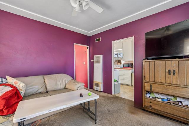 3812 14 36Th Street, San Diego CA: https://media.crmls.org/mediaz/2b2235e3-6ad4-435e-9e6c-e33a85914c17.jpg