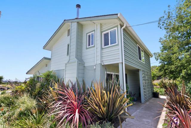 261 Wheelock Road, Watsonville CA: https://media.crmls.org/mediaz/2b227049-f9ab-4fbc-bb5c-f3cb52fefc00.jpg