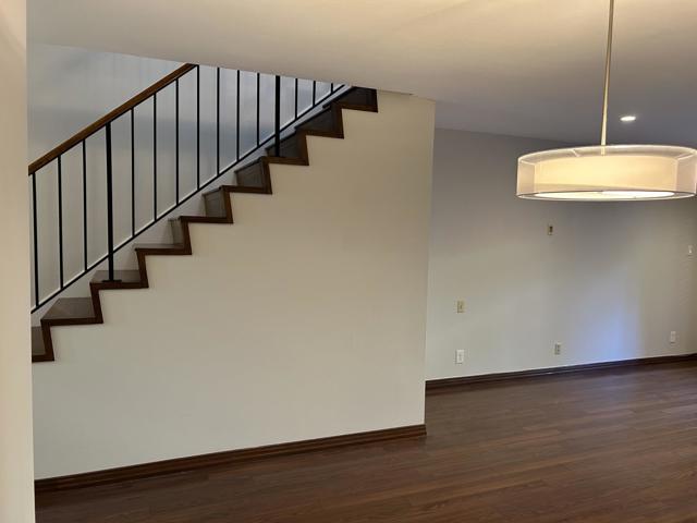 940 Peninsula Avenue, San Mateo CA: https://media.crmls.org/mediaz/2b2281d2-2e0f-4eab-80eb-debf15015ec8.jpg