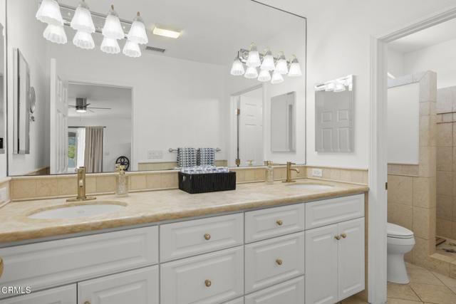 2036 Pierpont Boulevard, Ventura CA: https://media.crmls.org/mediaz/2b2345dc-ca05-4175-8885-48060f84b780.jpg