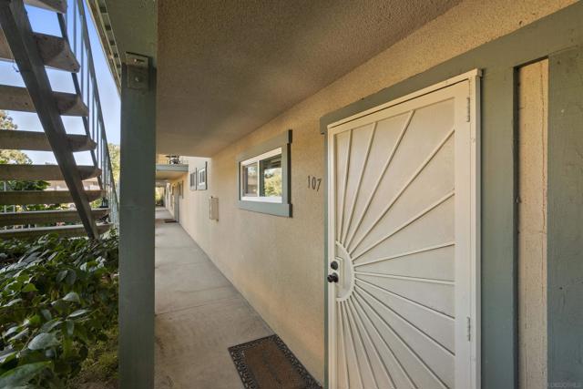 4651 Pico St, San Diego, California 92109, 1 Bedroom Bedrooms, ,1 BathroomBathrooms,Condominium,For Sale,Pico St,250016779SD