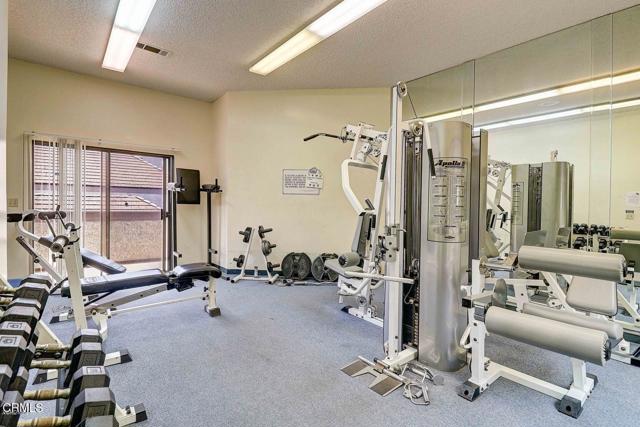 728 Island View Circle, Port Hueneme CA: https://media.crmls.org/mediaz/2b238123-9d0f-4c24-9d3e-695171e36ad3.jpg