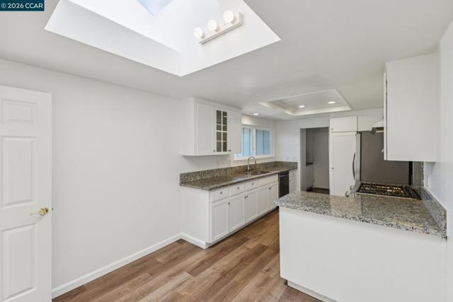 Image 15 of 37 For 2137 Presidio Ct