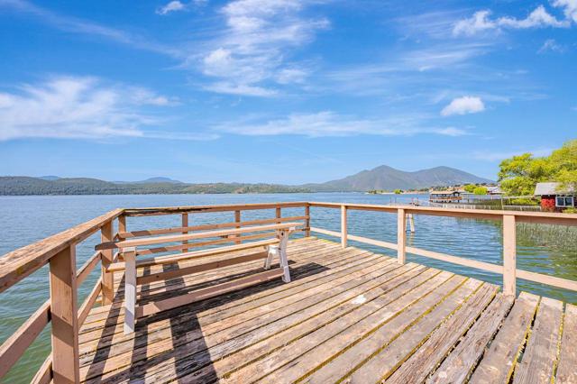 12340 Lakeshore Drive, Clearlake CA: https://media.crmls.org/mediaz/2b2414ce-7237-4b4f-99bc-a6a52c47e801.jpg