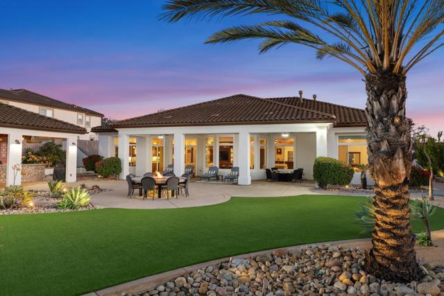 15674 Via Santa Pradera, San Diego CA: https://media.crmls.org/mediaz/2b2496a6-c4f6-450e-9ff3-afc9cf202a49.jpg