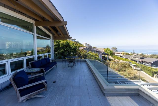 Image 16 of 19 For 2045 Seaview Ave