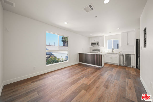 Image 3 for 1055 N Wilton Pl, Los Angeles, CA 90038