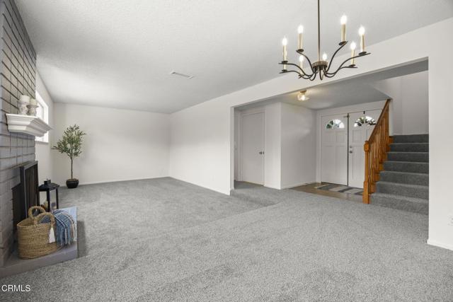 8699 Roswell Street, Ventura CA: https://media.crmls.org/mediaz/2b25365b-013f-446c-9ee7-edf80585b058.jpg