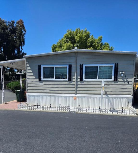 418 Pinefield, San Jose CA: https://media.crmls.org/mediaz/2b253827-ac12-4041-9947-b82ee99f62f6.jpg