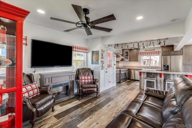 1354 Lazy Lane, Oceano CA: https://media.crmls.org/mediaz/2b25f1ee-a087-4ca1-a00c-1cac1c1b6adf.jpg