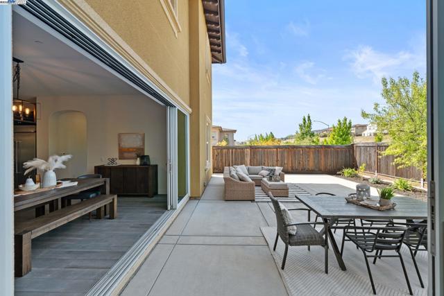 3044 Gritstone Street, Danville CA: https://media.crmls.org/mediaz/2b262832-10b4-4d4b-a61d-76d7ae8ca693.jpg