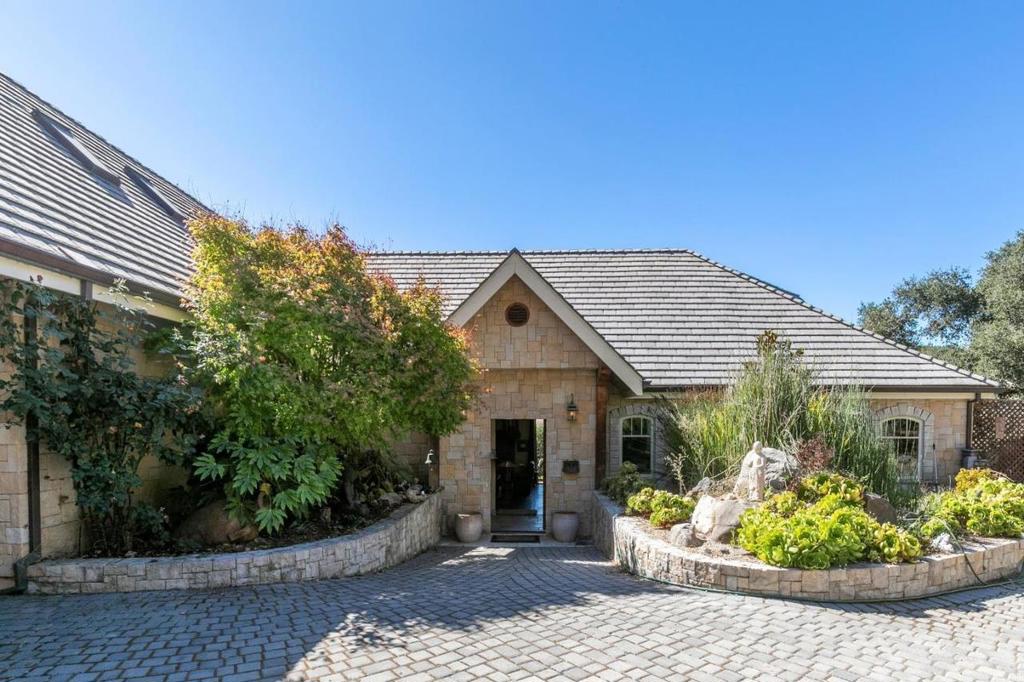 11709 Camino Escondido Road
