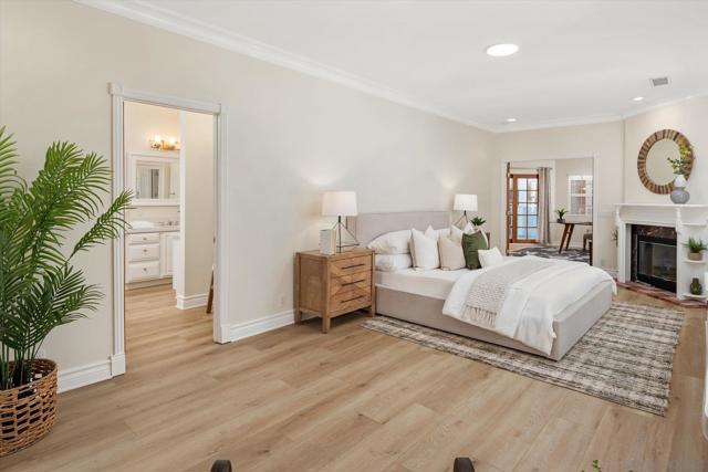 260 H Avenue, Coronado CA: https://media.crmls.org/mediaz/2b27dba5-8c3c-4c58-a193-02083b87b1a5.jpg