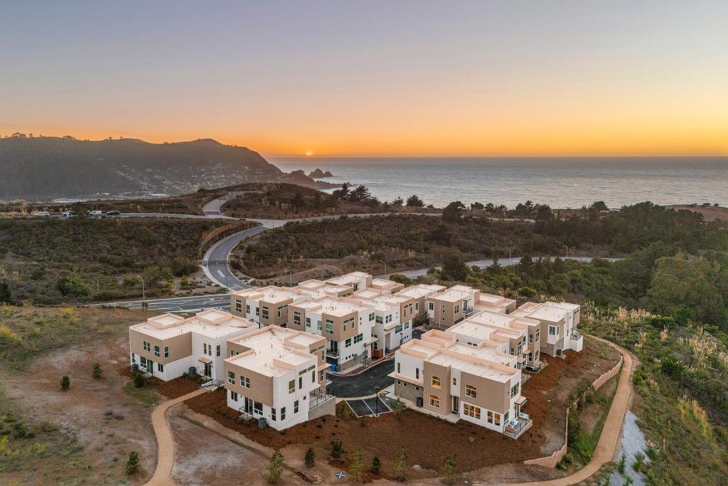 2B29Faf4 Fcb1 45B0 B02C B061E6E3A920 817 Fassler Avenue, Pacifica, Ca 94044 &Lt;Span Style='BackgroundColor:transparent;Padding:0Px;'&Gt; &Lt;Small&Gt; &Lt;I&Gt; &Lt;/I&Gt; &Lt;/Small&Gt;&Lt;/Span&Gt;