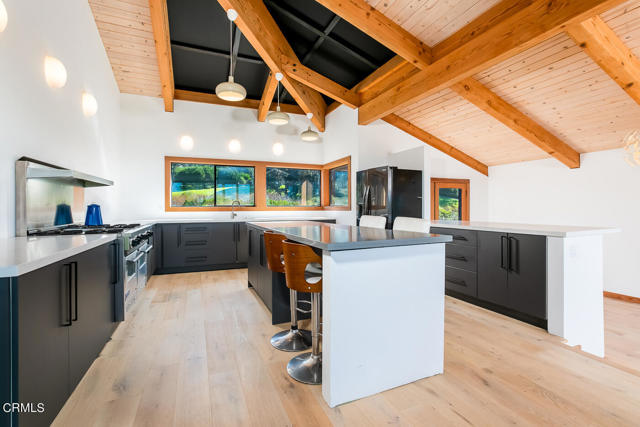 Detail Gallery Image 8 of 50 For 45460 Indian Shoals Rd, Mendocino,  CA 95460 - 4 Beds | 4 Baths
